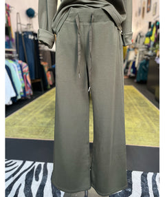 Elliott Lauren Comfort Zone Wide Leg Pant