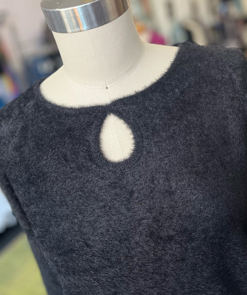 Elliott Lauren Warm And Fuzzy Keyhole Sweater